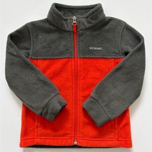 Columbia Gray Fleece Jacket with Blue Tag Accent